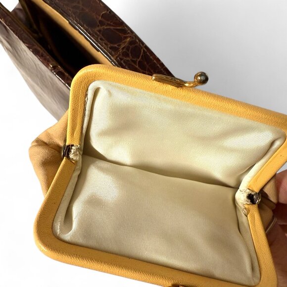 Vintage Alligator Skin Leather Handbag with Coin Purse - Picture 11 of 15